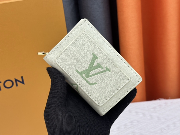 LVコピーウォレット正面デザイン